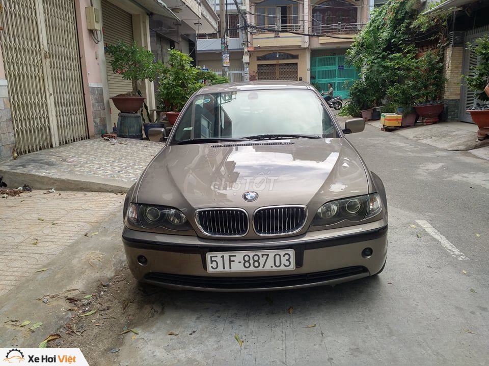 ĐÁNH GIÁ XE BMW 325i 2004  Giá trị của chất cơ khí