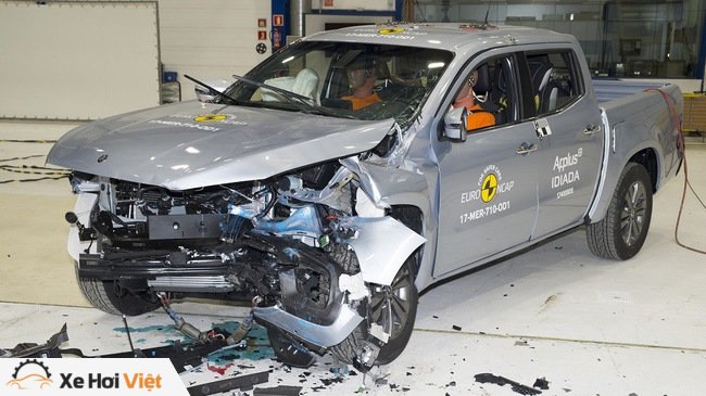 Xe bán tải của Mercedes-Benz nhận điểm an toàn tuyệt đối theo tiêu chuẩn châu Âu