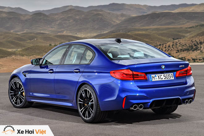 Sedan thể thao BMW M5 2018 có giá 2,3 tỷ đồng - 2