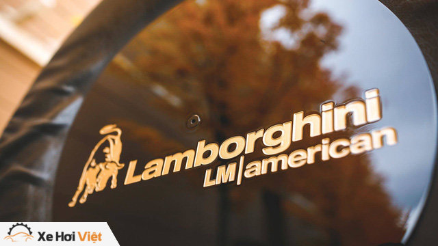 Lamborghini LM002 đã qua sử dụng có giá đắt hơn hai chiếc Lamborghini Urus đập hộp - Ảnh 13. Lamborghini LM002 đã qua sử dụng có giá đắt hơn hai chiếc Lamborghini Urus đập hộp - Ảnh 13.