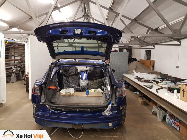Tesla Model S đầu tiên được độ thành phiên bản wagon - Ảnh 6. Tesla Model S đầu tiên được độ thành phiên bản wagon - Ảnh 6.