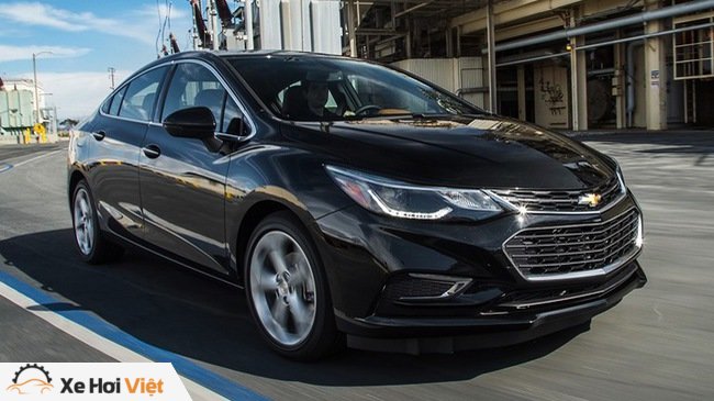 Cạnh tranh Toyota Altis, Chevrolet Cruze 2019 bỏ số sàn, thay bằng hộp số vô cấp CVT