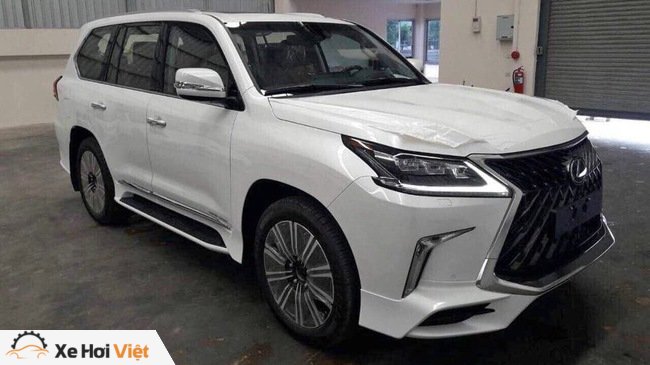 Lexus LX570 Super Sport giá 10 tỷ đồng chốt lịch về Việt Nam