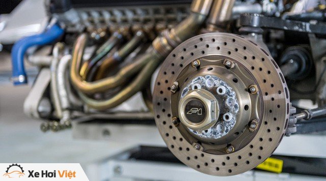 Chủ siêu xe McLaren sẽ không phải dài cổ chờ đợi nhờ hai xưởng sửa chữa mới - Ảnh 7. Chủ siêu xe McLaren sẽ không phải dài cổ chờ đợi nhờ hai xưởng sửa chữa mới - Ảnh 7.
