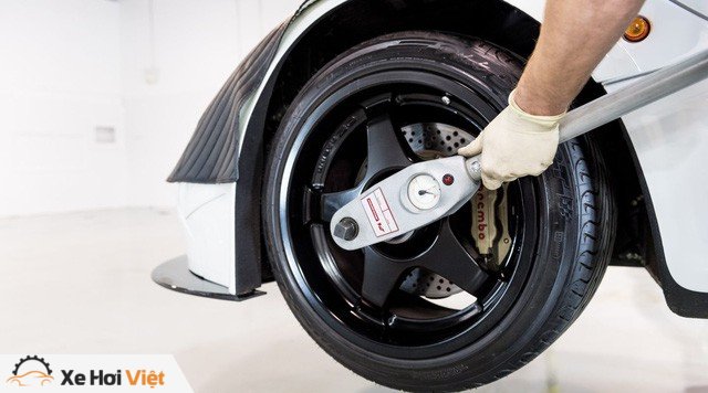 Chủ siêu xe McLaren sẽ không phải dài cổ chờ đợi nhờ hai xưởng sửa chữa mới - Ảnh 1. Chủ siêu xe McLaren sẽ không phải dài cổ chờ đợi nhờ hai xưởng sửa chữa mới - Ảnh 1.