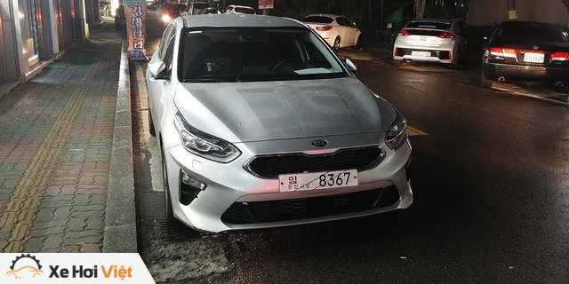 Kia Ceed 2018 lộ diện - phiên bản mới của Kia Cerato? - Ảnh 3. Kia Ceed 2018 lộ diện - phiên bản mới của Kia Cerato? - Ảnh 3.