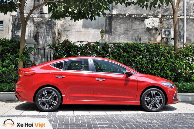 Hyundai Elantra Sport bán tại Việt Nam: Hãng nói không, đại lý nói có - Ảnh 1. Hyundai Elantra Sport bán tại Việt Nam: Hãng nói không, đại lý nói có - Ảnh 1.