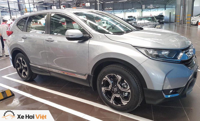 Nhiều khách Việt hủy đặt cọc Honda CR-V do giá cao hơn dự kiến - Ảnh 3. Nhiều khách Việt hủy đặt cọc Honda CR-V do giá cao hơn dự kiến - Ảnh 3.