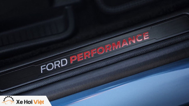 Ford cho ra lò mẫu SUV hiệu suất cao ST Performance đầu tay - Ảnh 6.