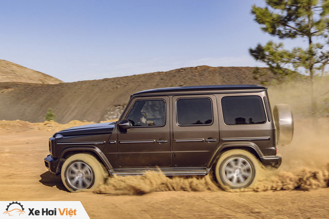Mercedes-Benz G-Class 2019: thiết kế hiền, nội thất sang nhưng có khả năng off-road đáng nể - Ảnh 4. Mercedes-Benz G-Class 2019: thiết kế hiền, nội thất sang nhưng có khả năng off-road đáng nể - Ảnh 4.