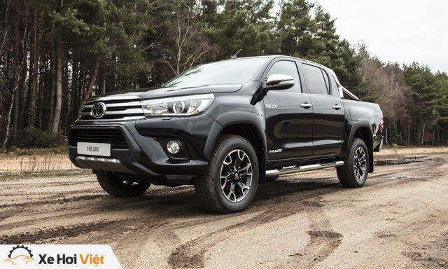 Toyota tung phiên bản kỉ niệm 50 năm ra mắt Hilux - Ảnh 1. Toyota tung phiên bản kỉ niệm 50 năm ra mắt Hilux - Ảnh 1.