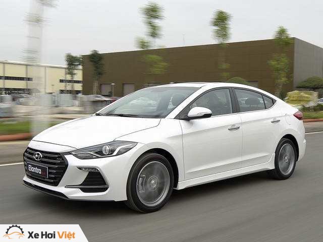 Hyundai Elantra Sport giá 729 triệu đồng tại Việt Nam - 1