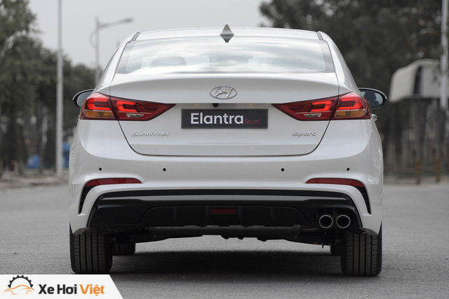 Thêm 70 triệu đồng, người dùng nhận được thêm gì từ Hyundai Elantra Sport? - Ảnh 4.