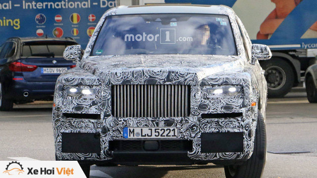 SVU siêu sang đầu tiên của Rolls-Royce sẽ bí mật chào hàng giới siêu giàu - Ảnh 4. SVU siêu sang đầu tiên của Rolls-Royce sẽ bí mật chào hàng giới siêu giàu - Ảnh 4.