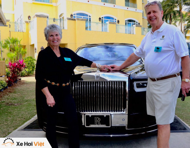 Chiếc Rolls-Royce Phantom 2018 đặc biệt này được trả gấp rưỡi giá bán thực - Ảnh 2.