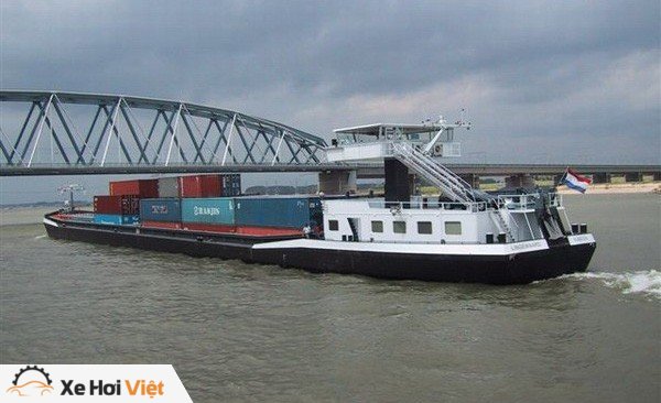 Tesla mặt nước ra đời và đây có thể là tương lai của giao thông đường thuỷ - Ảnh 2. Tesla mặt nước ra đời và đây có thể là tương lai của giao thông đường thuỷ - Ảnh 2.