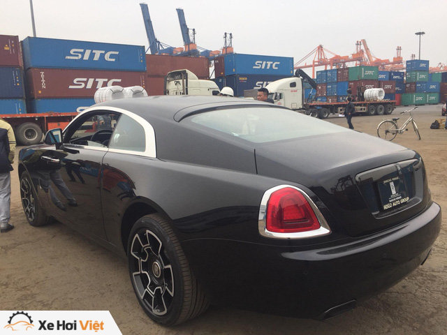 Siêu phẩm Rolls-Royce Wraith Black Badge đầu tiên về Việt Nam - Ảnh 10.