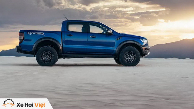 Ranger Raptor mạnh mẽ chính thức ra mắt - Ảnh 1. Ranger Raptor mạnh mẽ chính thức ra mắt - Ảnh 1.