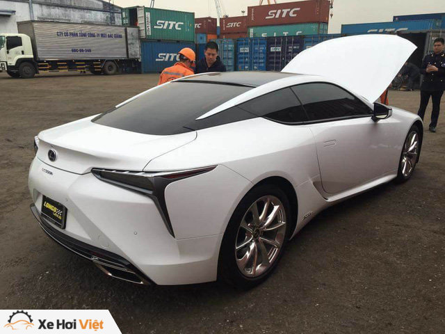 Lexus LC 500h thứ hai xuất hiện tại Việt Nam - Ảnh 1. Lexus LC 500h thứ hai xuất hiện tại Việt Nam - Ảnh 1.