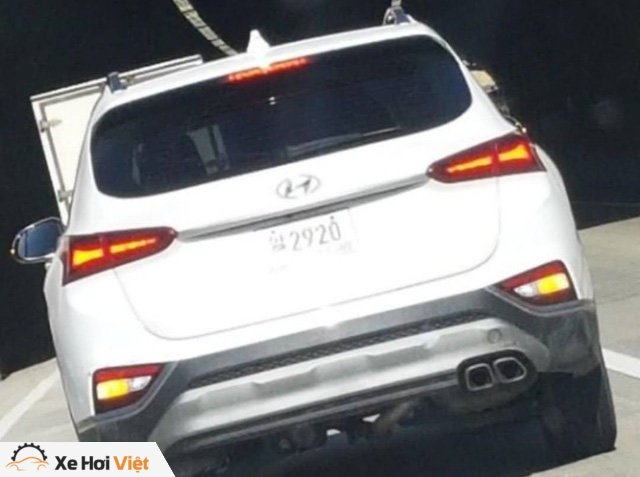 Hình ảnh thực tế và thông tin chi tiết đầu tiên về Hyundai Santa Fe 2019 - Ảnh 1. Hình ảnh thực tế và thông tin chi tiết đầu tiên về Hyundai Santa Fe 2019 - Ảnh 1.