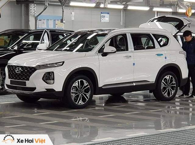 Hình ảnh thực tế và thông tin chi tiết đầu tiên về Hyundai Santa Fe 2019 - Ảnh 2. Hình ảnh thực tế và thông tin chi tiết đầu tiên về Hyundai Santa Fe 2019 - Ảnh 2.