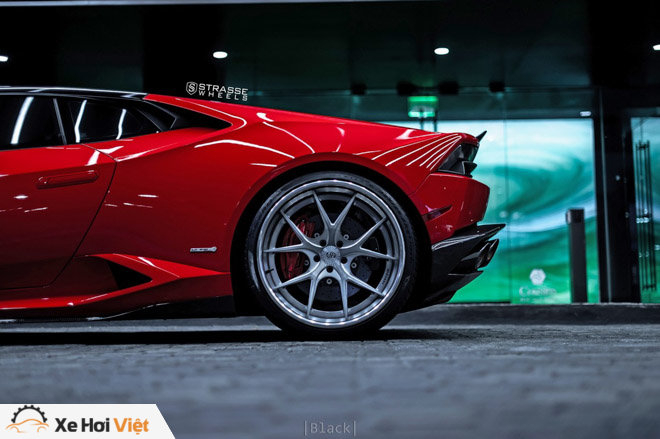 Lamborghini Huracan khác lạ với lớp sơn Rosso Corsa - 8