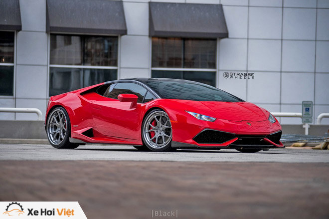 Lamborghini Huracan khác lạ với lớp sơn Rosso Corsa - 1