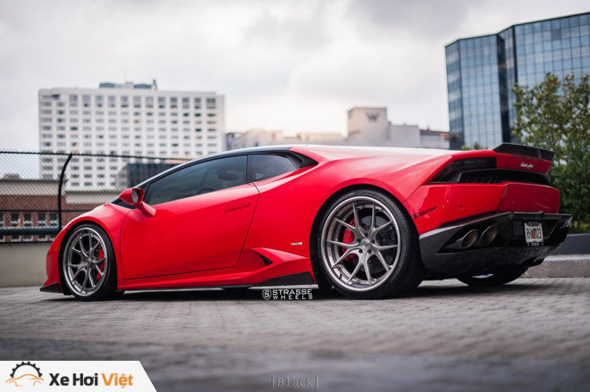 Lamborghini Huracan khác lạ với lớp sơn Rosso Corsa - 2