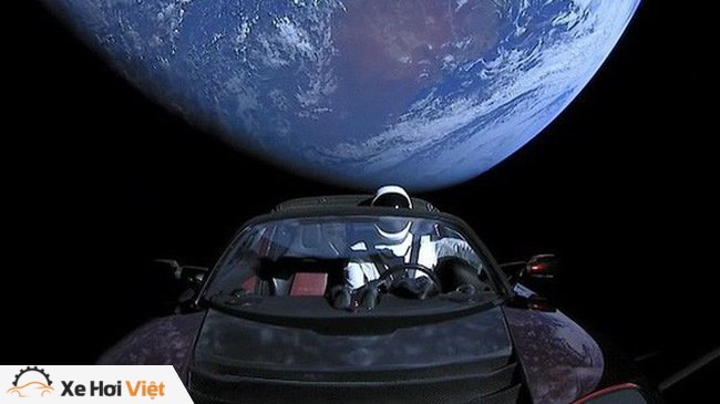 Trên chiếc Tesla mà Elon Musk vừa phóng lên Vũ trụ, có một kiện hàng bí mật có thể tồn tại cả tỷ năm