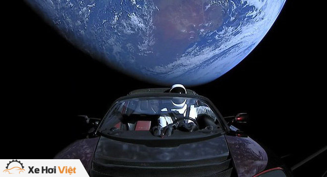 Trên chiếc Tesla mà Elon Musk vừa phóng lên Vũ trụ, có một kiện hàng bí mật có thể tồn tại cả tỷ năm - Ảnh 1.