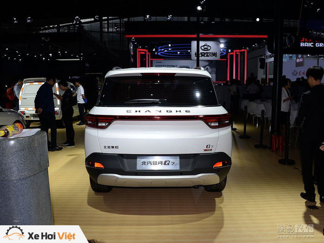 Thêm một mẫu xe Trung Quốc na ná Range Rover có thể về Việt Nam trong năm nay - Ảnh 6.