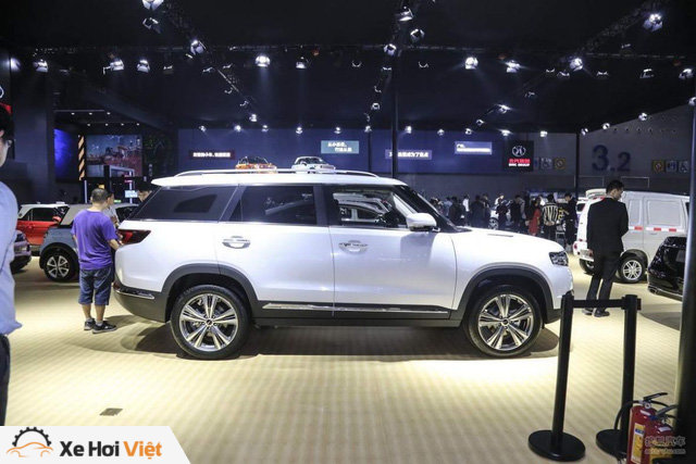 Thêm một mẫu xe Trung Quốc na ná Range Rover có thể về Việt Nam trong năm nay - Ảnh 4.