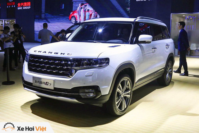 Thêm một mẫu xe Trung Quốc na ná Range Rover có thể về Việt Nam trong năm nay - Ảnh 2.