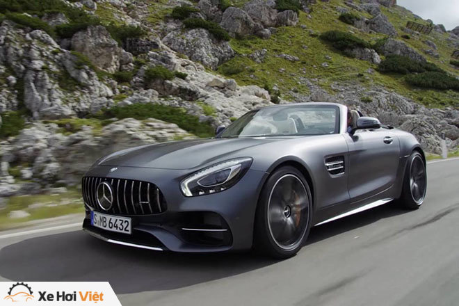 Mercedes-Benz tiến hành triệu hồi các mẫu GT vì lỗi dây an toàn - 2