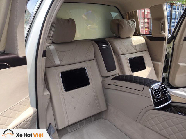 Limousine siêu sang Mercedes-Maybach S600 Pullman đầu tiên về Việt Nam - Ảnh 7. Limousine siêu sang Mercedes-Maybach S600 Pullman đầu tiên về Việt Nam - Ảnh 7.