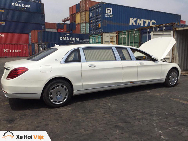 Limousine siêu sang Mercedes-Maybach S600 Pullman đầu tiên về Việt Nam - Ảnh 1. Limousine siêu sang Mercedes-Maybach S600 Pullman đầu tiên về Việt Nam - Ảnh 1.