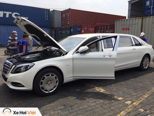 Limousine siêu sang Mercedes-Maybach S600 Pullman đầu tiên về Việt Nam - Ảnh 3. Limousine siêu sang Mercedes-Maybach S600 Pullman đầu tiên về Việt Nam - Ảnh 3.