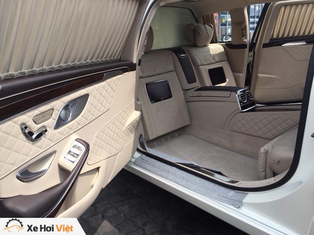 Limousine siêu sang Mercedes-Maybach S600 Pullman đầu tiên về Việt Nam - Ảnh 6. Limousine siêu sang Mercedes-Maybach S600 Pullman đầu tiên về Việt Nam - Ảnh 6.