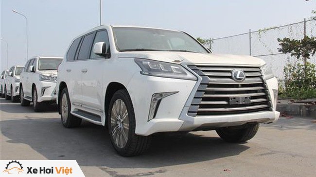 Xe nhập thưa vắng, ô tô Nhật vọt lên 4 tỷ/xe