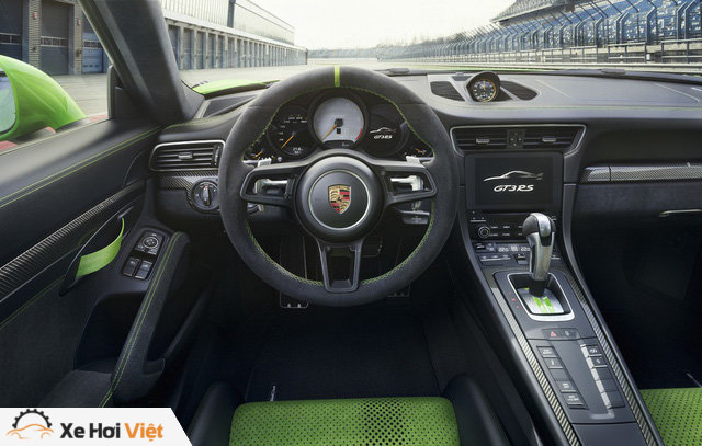 Xe đua thể thao Porsche 911 GT3 RS có giá gần 14 tỷ đồng tại Việt Nam - Ảnh 6.