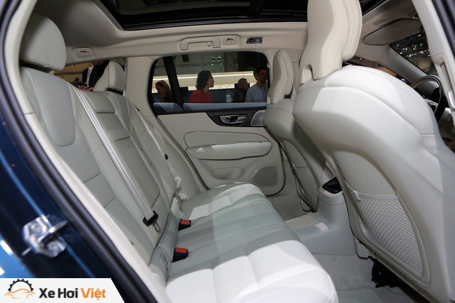 Volvo V60 Wagon trình làng triển lãm Geneva - Ảnh 11.