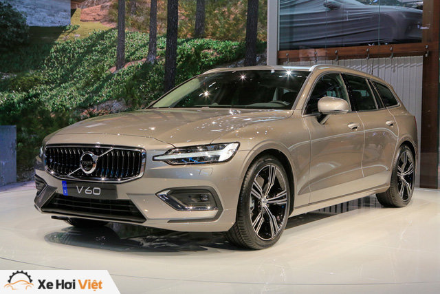 Volvo V60 Wagon trình làng triển lãm Geneva - Ảnh 1.