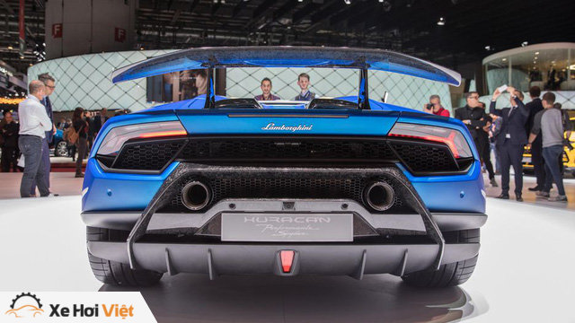 Lamborghini trình làng siêu xe mui trần hiệu suất cao Huracan Performante Spyder - Ảnh 6. Lamborghini trình làng siêu xe mui trần hiệu suất cao Huracan Performante Spyder - Ảnh 6.