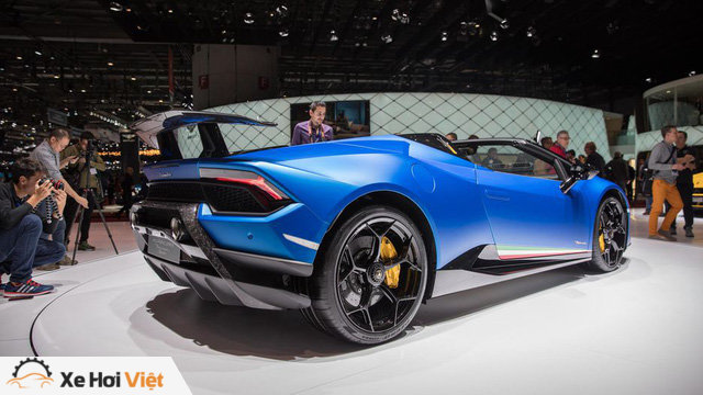 Lamborghini trình làng siêu xe mui trần hiệu suất cao Huracan Performante Spyder - Ảnh 5. Lamborghini trình làng siêu xe mui trần hiệu suất cao Huracan Performante Spyder - Ảnh 5.