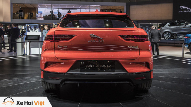 Ảnh thực tế I-Pace: “Chiến binh” đầu tiên của Jaguar trên thị trường xe điện - Ảnh 6.