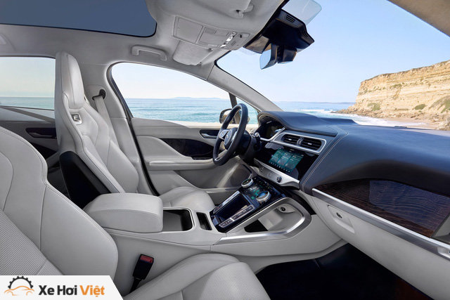 Ảnh thực tế I-Pace: “Chiến binh” đầu tiên của Jaguar trên thị trường xe điện - Ảnh 4.