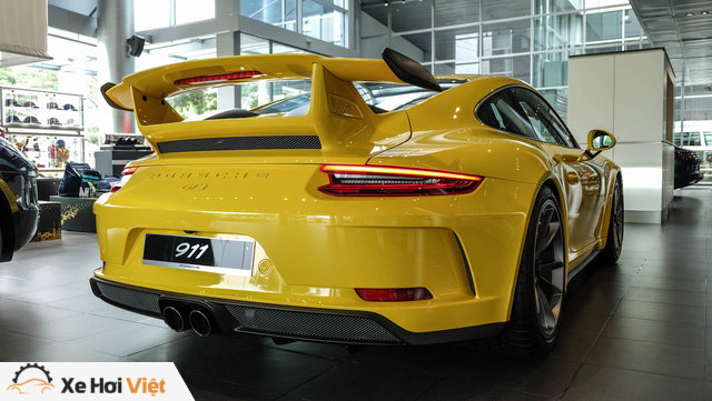 Cận cảnh Porsche 911 GT3 2018 chính hãng đầu tiên tại Việt Nam - Ảnh 1.