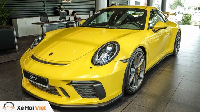 Cận cảnh Porsche 911 GT3 2018 chính hãng đầu tiên tại Việt Nam
