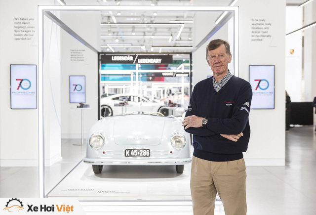 Porsche kỷ niệm 70 năm sinh nhật xe thể thao với triển lãm độc đáo - Ảnh 3.