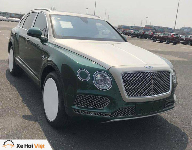 Khui công Bentley Bentayga 2 màu độc nhất Việt Nam - Ảnh 1.